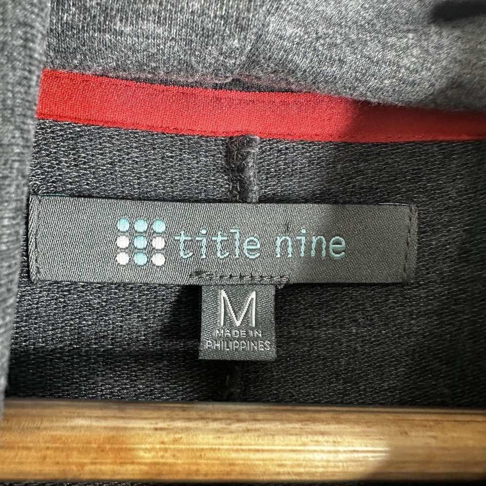 Title Nine Holiday Gadget Tunic Dress Womens M Gray Cowl Neck Long Sleeve Pocket - Picture 8 of 13